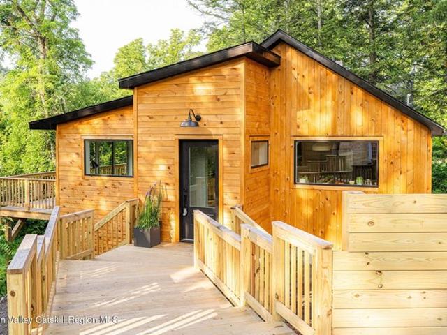House for sale in Cottekill, New York