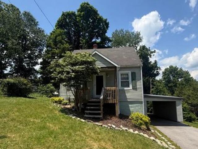 House for sale in Bluefield, West Virginia