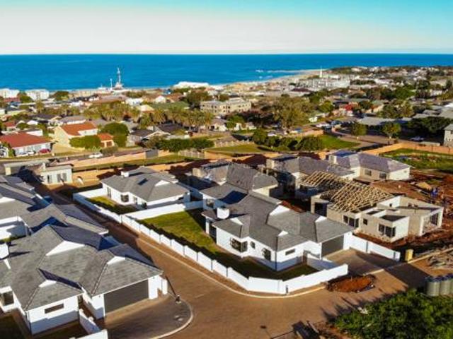 Land for sale in Cape St Francis, Eastern Cape