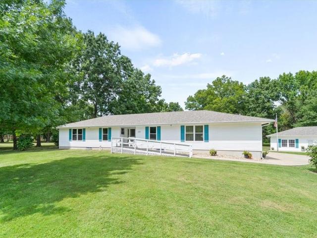 House for sale in East Lynne, Missouri