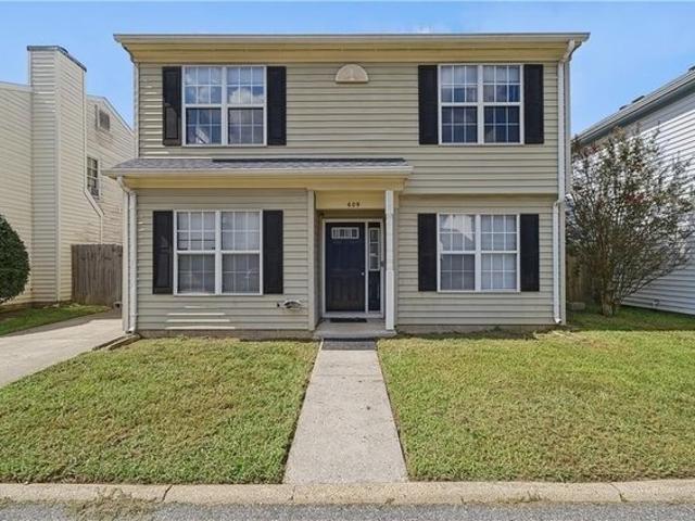 House for sale in Lee's Mill West, Newport News