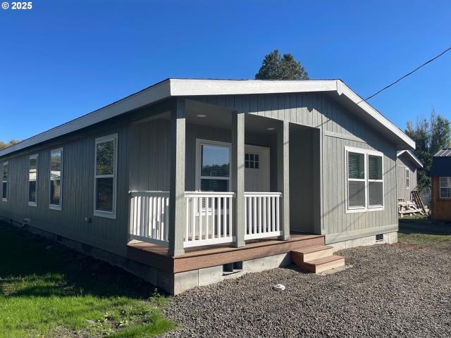 House for sale in Oregonia