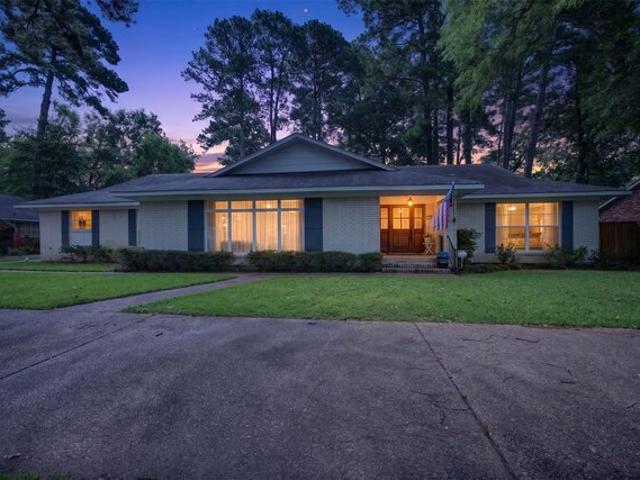 House for sale in Spring Lake Estates, Shreveport