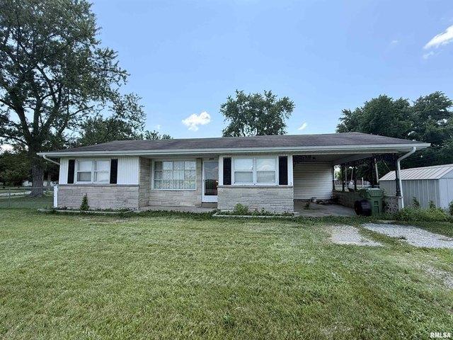 House for sale in Elkville, Illinois