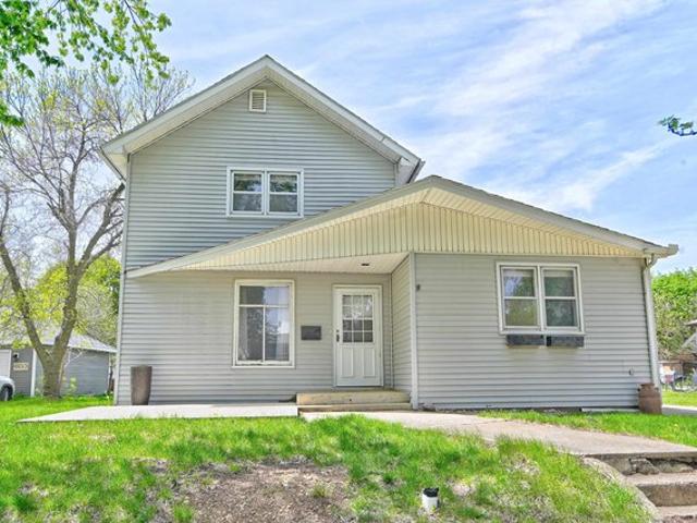 House for sale in Emmet, Iowa