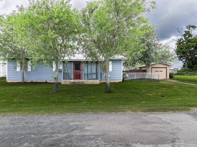 House for sale in Falls City, Texas