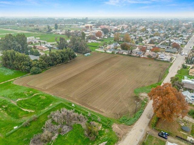 Land for sale in Lemoore, California