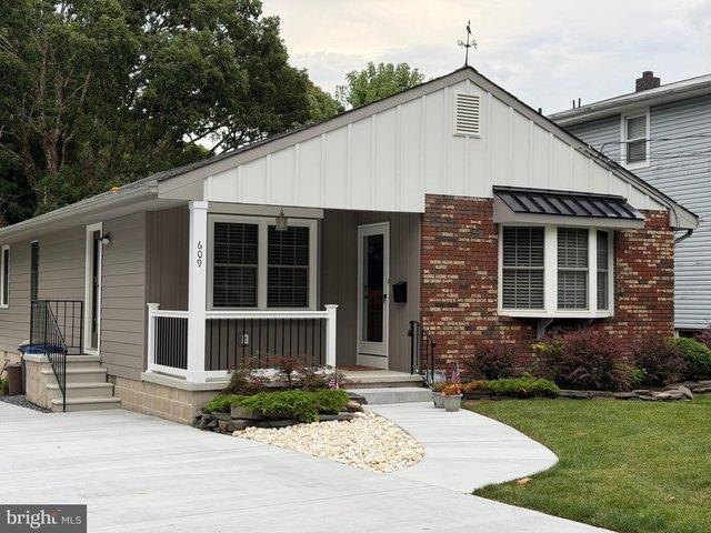 House for sale in Somers Point, New Jersey