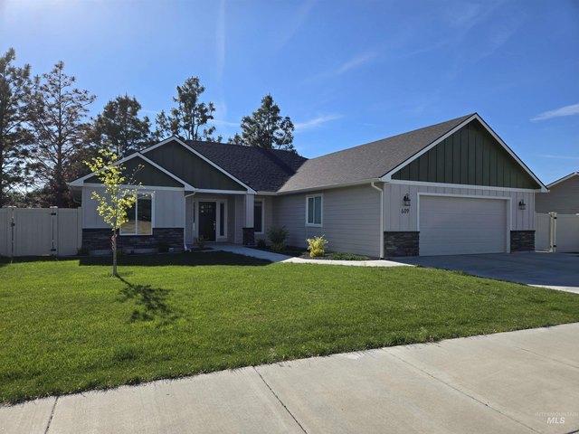 House for sale in Oregonia