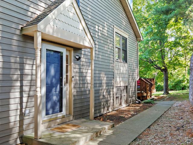 Townhouse for sale in Carpentersville, Illinois