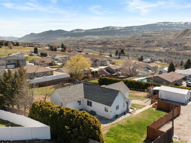 House for sale in East Wenatchee