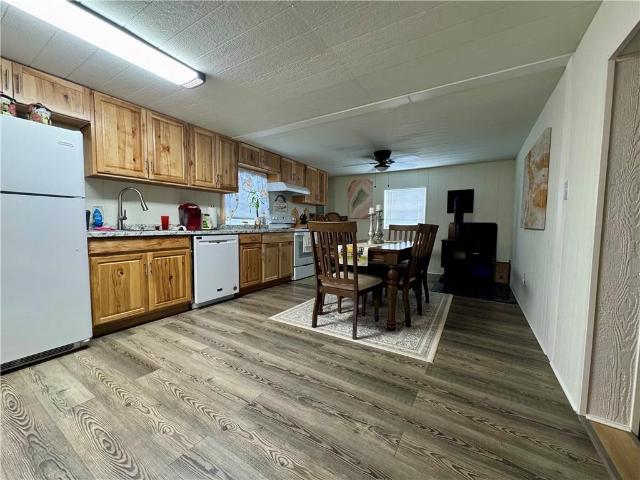 House for sale in Weir