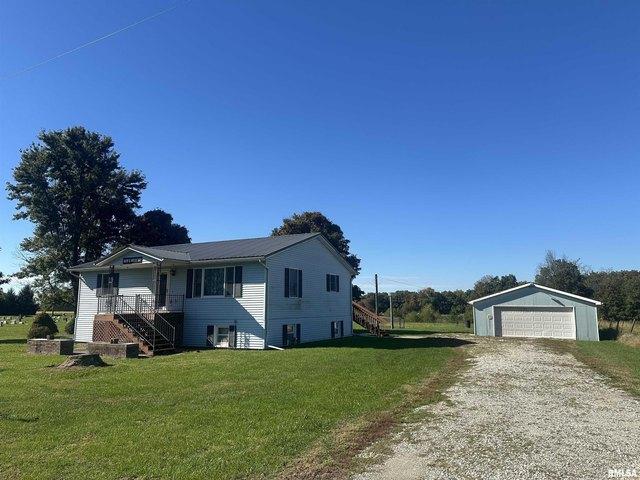 House for sale in Loraine, Adams County