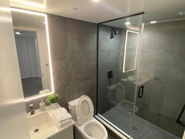 Apartment for rent in Toronto Centre, Toronto