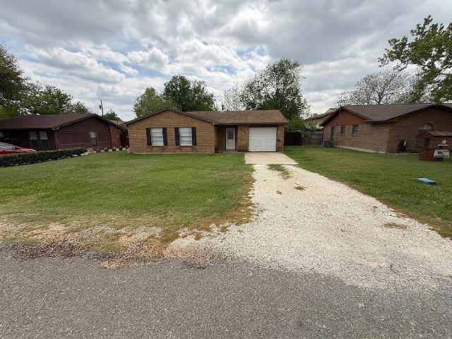 House for sale in Holland, Texas