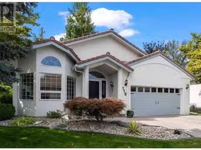Condo for sale in Winfield, British Columbia