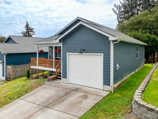 House for sale in Garibaldi, Tillamook County