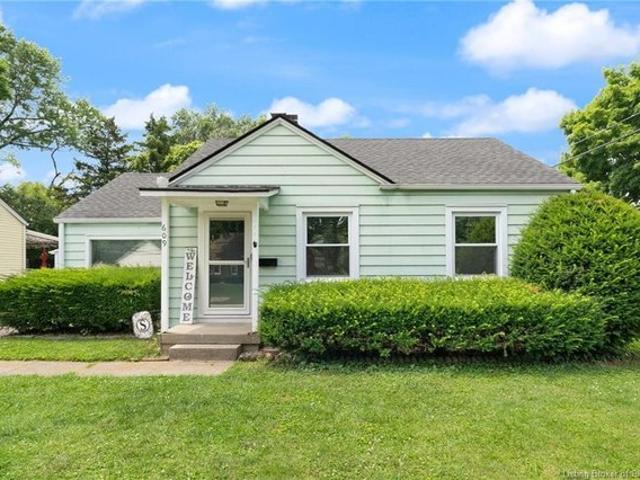House for sale in Sellersburg, Indiana