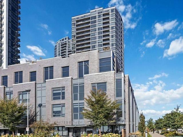 Condo for rent in Etobicoke Centre, Toronto