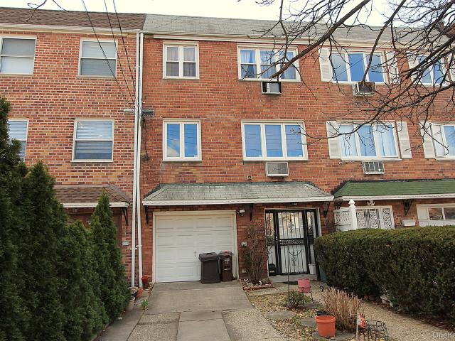Property for sale in Queens, Arverne