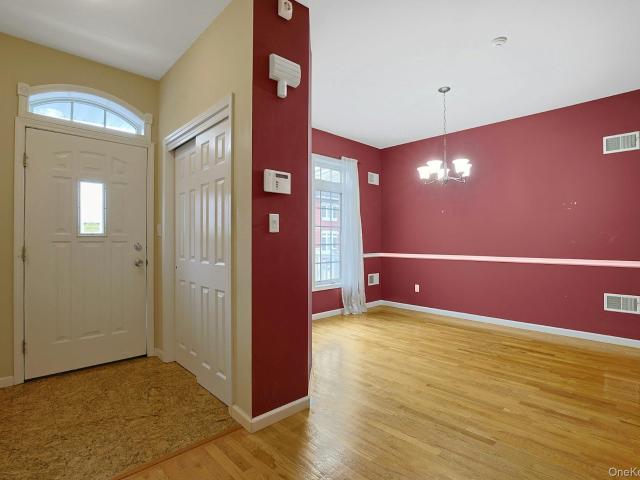 Condo for sale in Rockland, New York