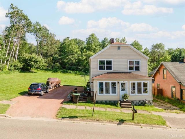 House for sale in Iron River, Michigan