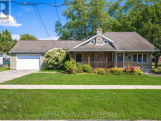 House for sale in Fort Erie, Golden Horseshoe