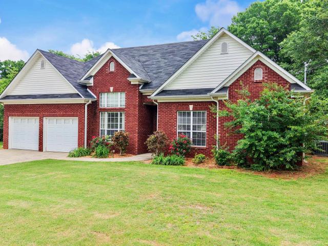 House for sale in Wilsonville, Alabama