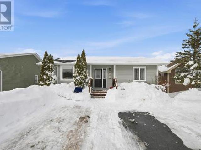 House for sale in Foxtrap, Newfoundland And Labrador