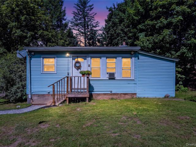 House for sale in Lake Katrine, Ulster County