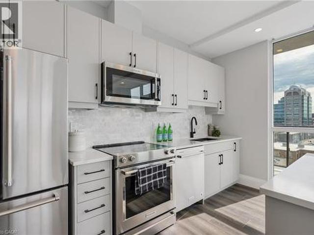 Condo for sale in Downtown, Kitchener