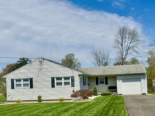House for sale in Newington, Connecticut
