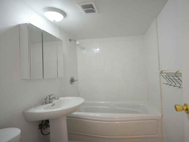 Apartment for rent in Mulhurst Bay, Ontario
