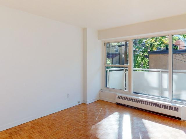 Apartment for rent in Mulhurst Bay, Ontario