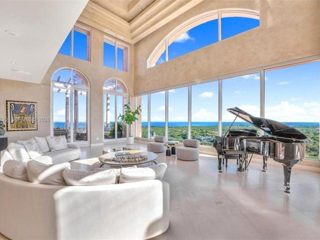 Condo for sale in Coral Gables, Florida