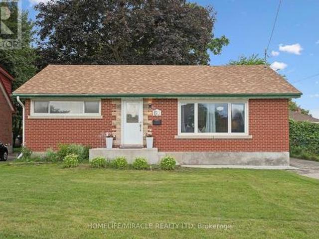 House for sale in Kitchener, Ontario