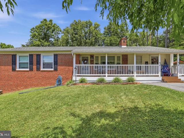 House for sale in Falling Waters, West Virginia