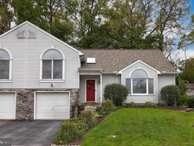 Townhouse for sale in Ephrata, Lancaster County