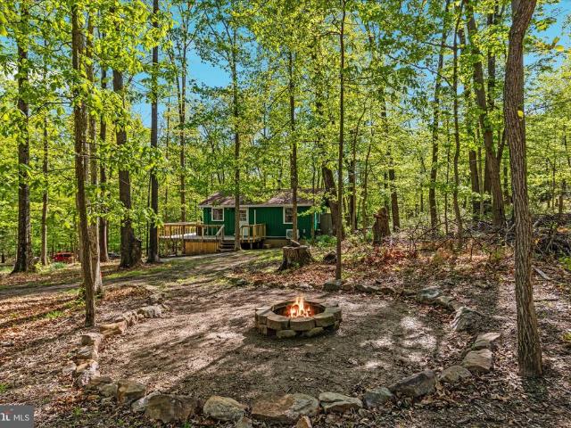 House for sale in Hedgesville, West Virginia