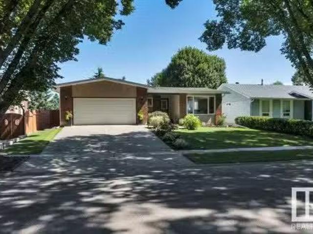 House for sale in St. Albert