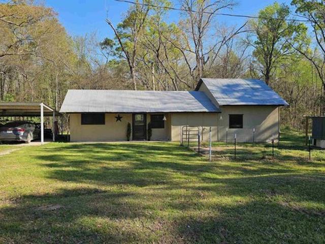 House for sale in Titus, Texas