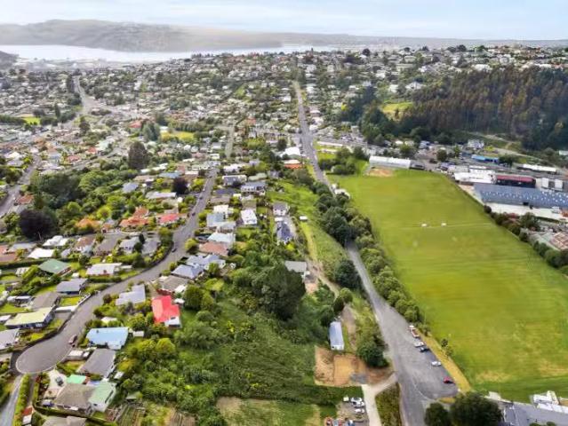 House for sale in Otakou