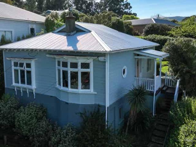 House for rent in Otakou