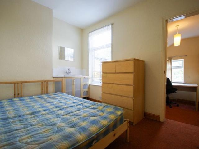 Room for rent in Selly Oak, West Midlands