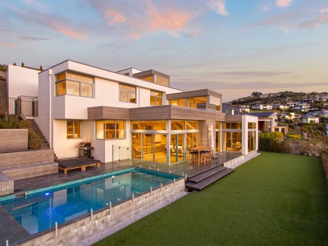 House for sale in Chaslands, Canterbury