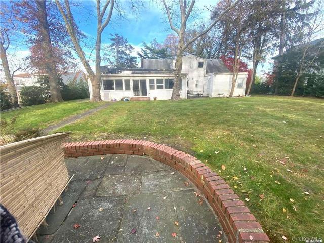 Property for rent in Nassau, New York