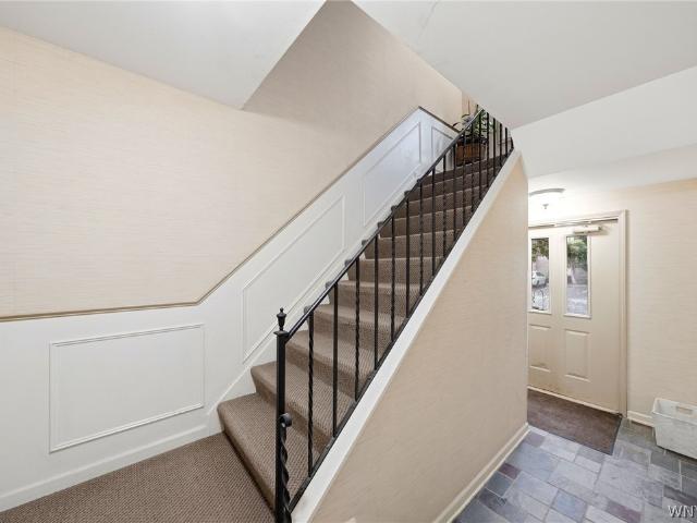 Condo for sale in Charter Oaks Condominiums, Town of Amherst