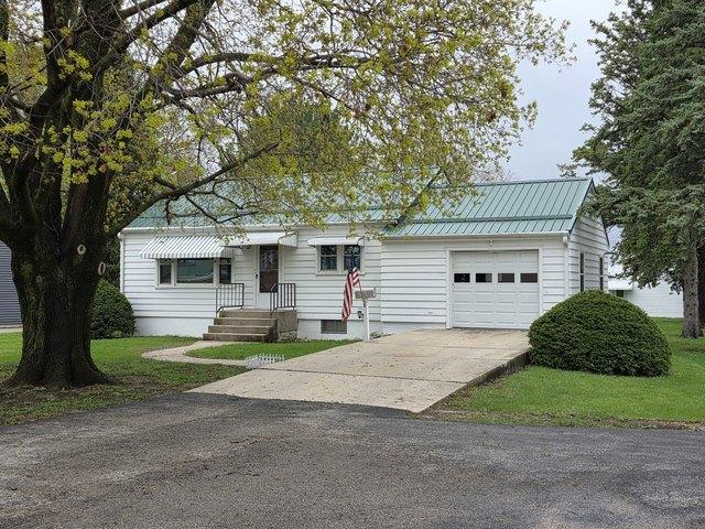 House for sale in Whiteside, Illinois