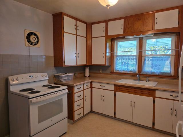 House for sale in Whiteside, Illinois