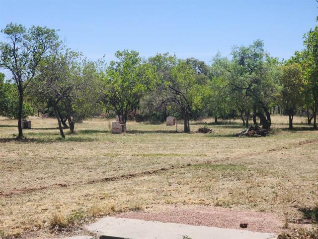 Farm for sale in Hartbeespoort Dam Nature Reserve, North West